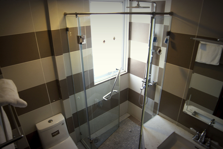 Bathroom 5, Saigon Amigo Hotel, District 1
