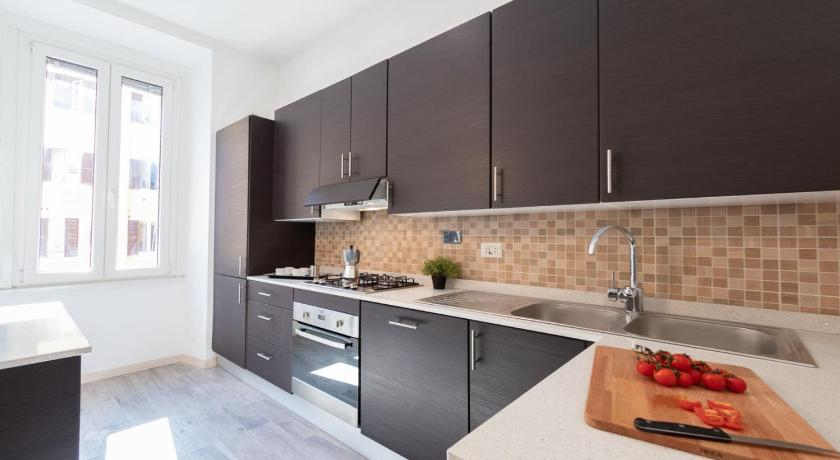Others 5, The Best Rent - Spacious apartment near Roma Termini station, Rome