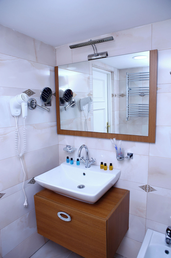 Bathroom 5, Deluxe Hotel Ganja, Xanlar