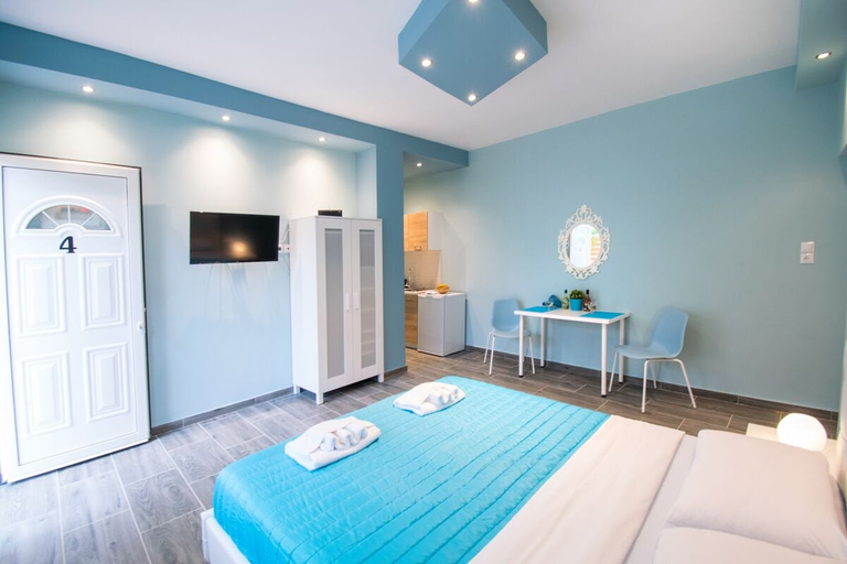 Bedroom 2, Sunset Apartments near Athens Airport, Attica