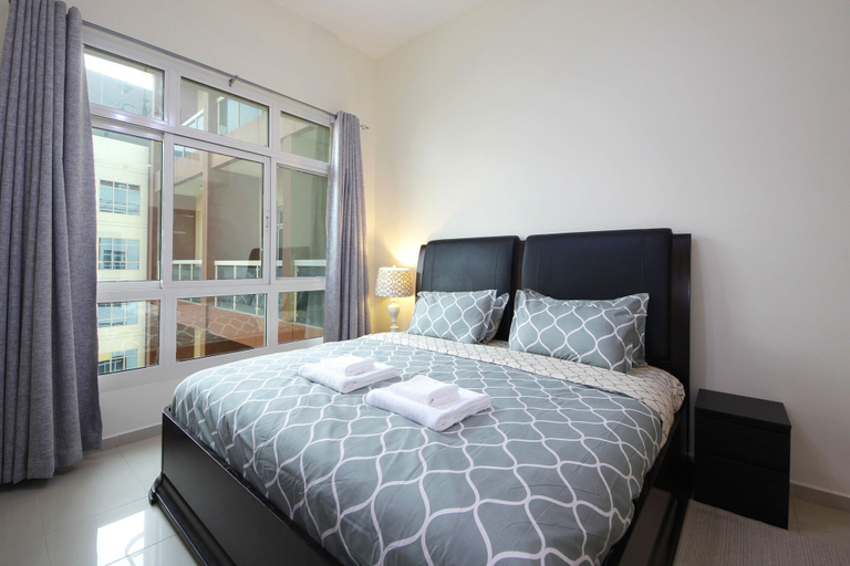 Room 5, 1 Bedroom Apartment in La Vista 3, Dubai