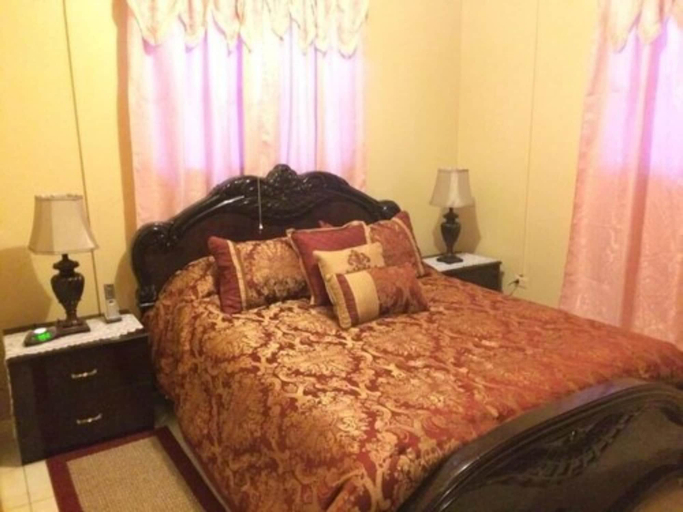 Bedroom 2, Sunset Oasis