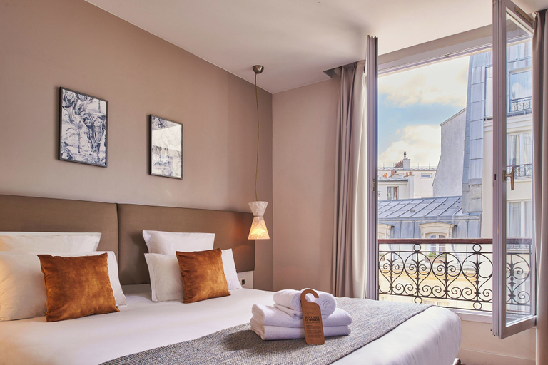 Bedroom 4, Hôtel Magenta 38 by Happyculture, Paris
