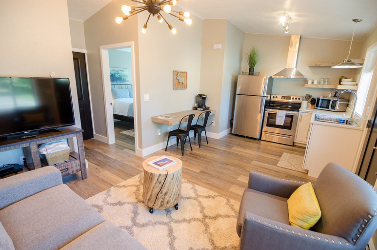 Colony Suites, Matanuska-Susitna