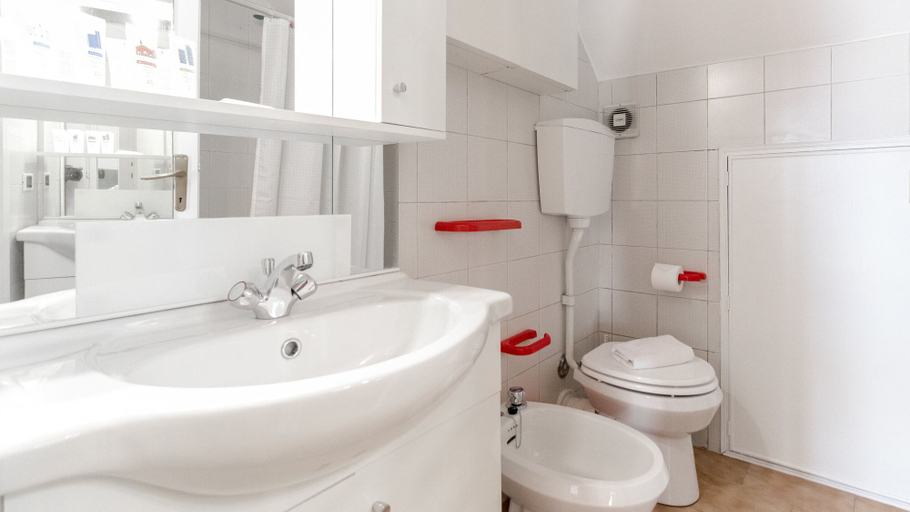 Bathroom, Washington 91, Milano