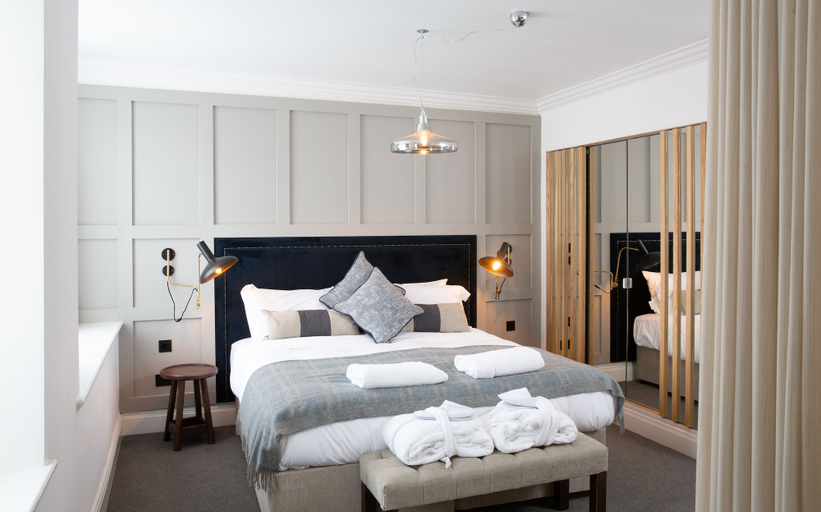 Bedroom 2, The Black Bull Inn, Cumbria