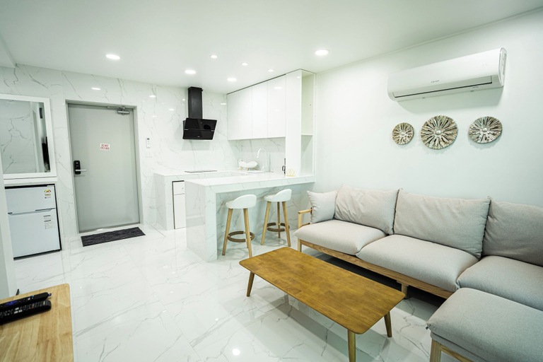 Others 4, Mariana Suites, Saipan