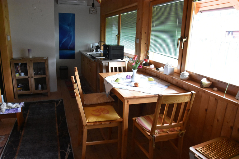 Food & Drinks, Studio Silvia, Metlika
