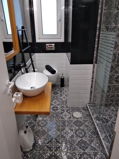 Bathroom 3, Super Stylish Apartments in Syntagma Square, Attica