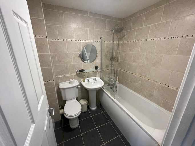 Bathroom 3, River View House St Neots - Navigation Wharf, Cambridgeshire