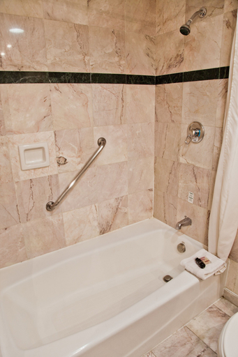 Bathroom 5, Hotel Sierra by HP Hotels, San Luis Potosí