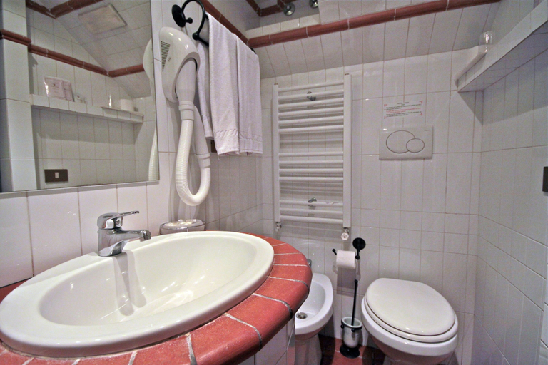 Bathroom 4, Hotel Panda, Rome