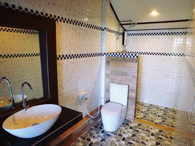 Bathroom 4, Blue Andaman Lanta Resort, Ko Lanta