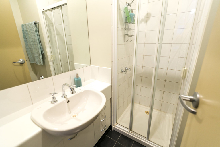 Bathroom, Flinders Lane-studio apartment, Melbourne