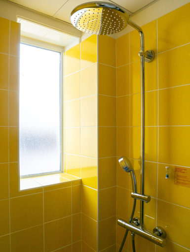 Bathroom 5, Le Lieu Dit, Loire-Atlantique
