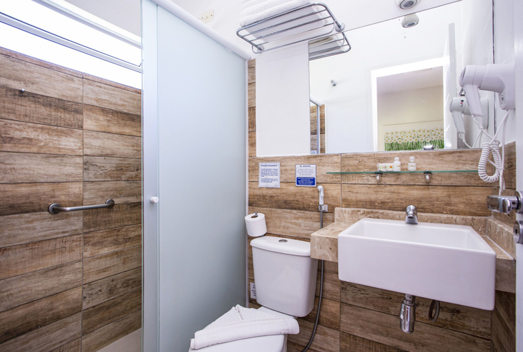 Bathroom 4, Ciribaí Praia Hotel, São Sebastião
