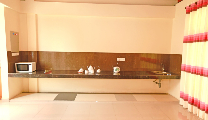 Bathroom 2, APL Apartments, Kelaniya