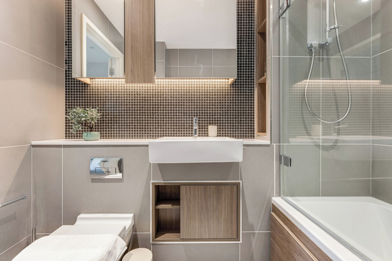 Bathroom 4, The Woodberry Collection, London
