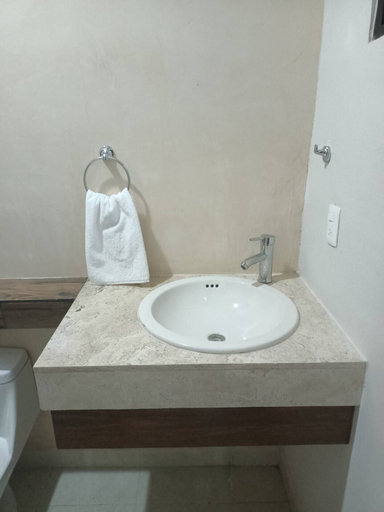Bathroom 3, NUEVO Y MARAVILLOSO a 5 min DE LA PLAYA, Othón P. Blanco