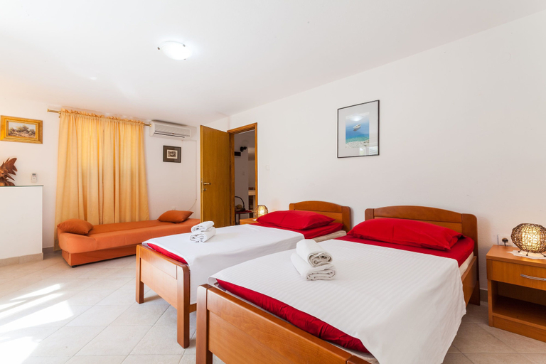 Bedroom 3, Villa Rosada, Vela Luka