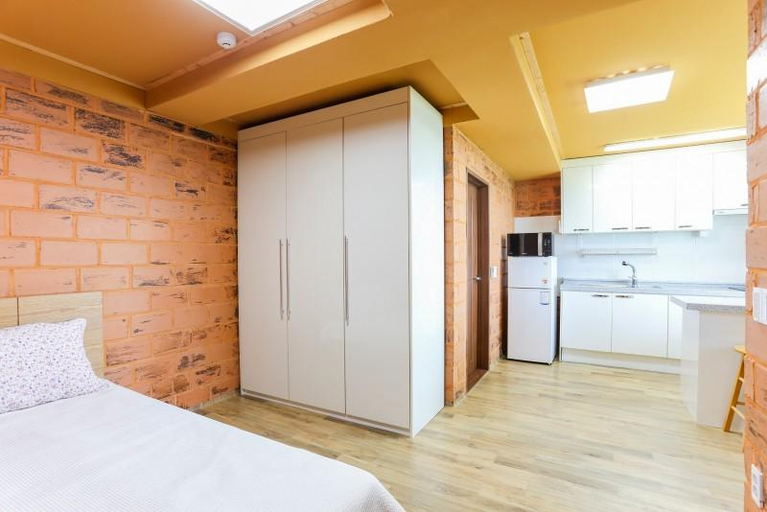 Bedroom 2, Namhae Ain Guest House Pension, Namhae