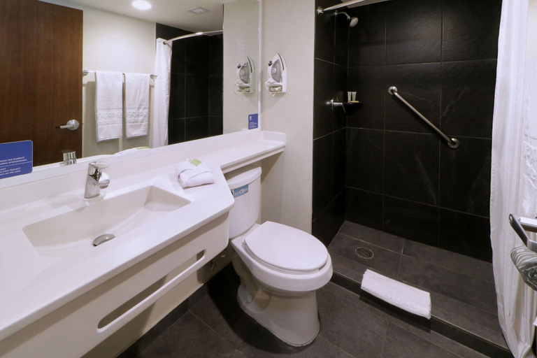 Bathroom 5, City Express by Marriott Piedras Negras, Piedras Negras