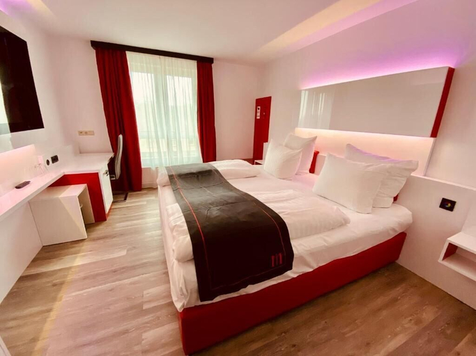 Bedroom 4, DORMERO Hotel Bretten, Karlsruhe