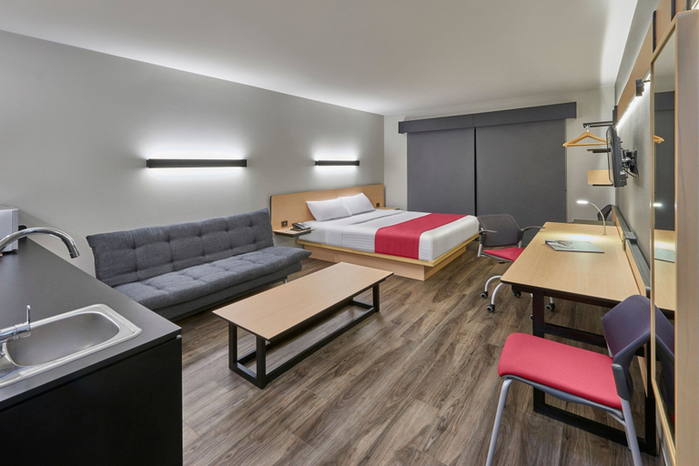 Bedroom 4, City Express Plus by Marriott Puerto Vallarta, Puerto Vallarta