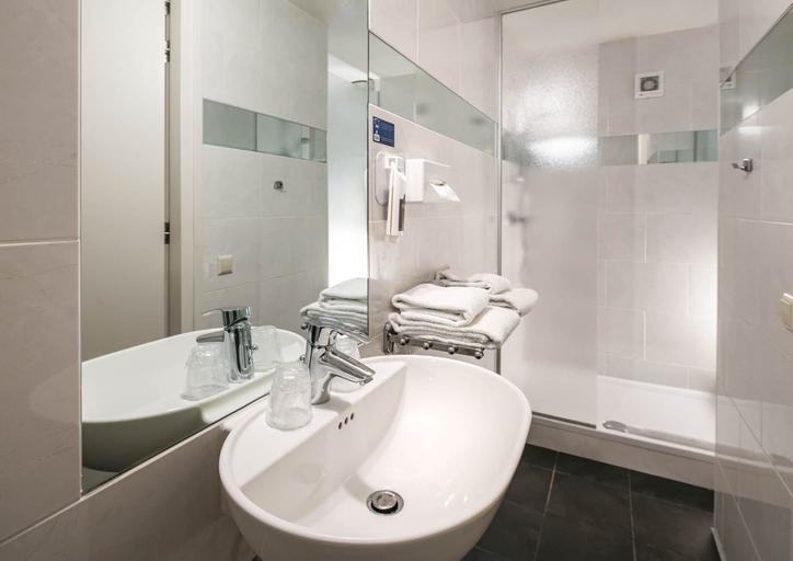 Bathroom 3, FLOATS by H2OTEL, Rotterdam