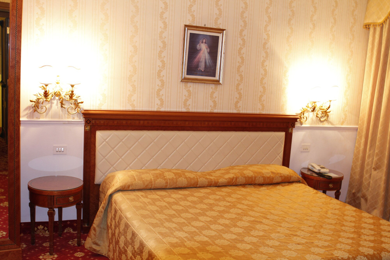 Bedroom 2, Hotel Genio, Rome