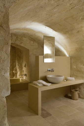 Bathroom 4, Corte San Pietro, Matera