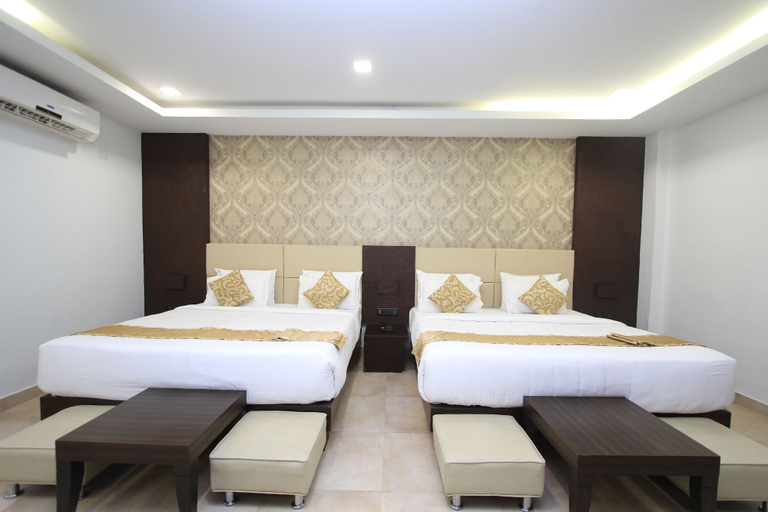 Bedroom 2, Ni Ambaari Suites, Mysore