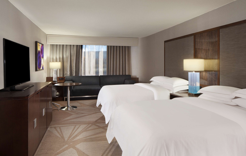 Bedroom 3, Hilton Parsippany, Morris
