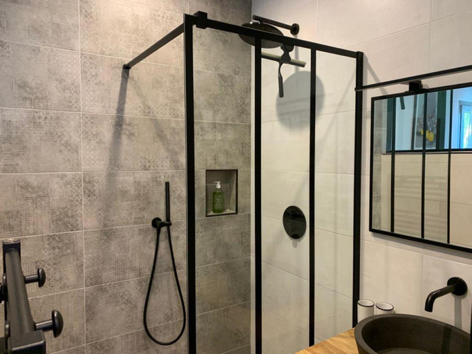 Bathroom, La Parenthèse Saint Donat, Bouches-du-Rhône