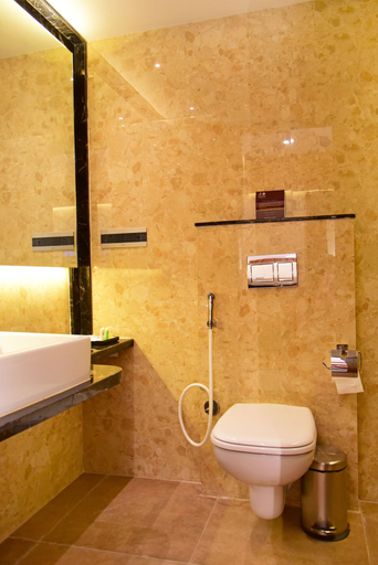 Bathroom 5, TGI Felicity, Bangalore