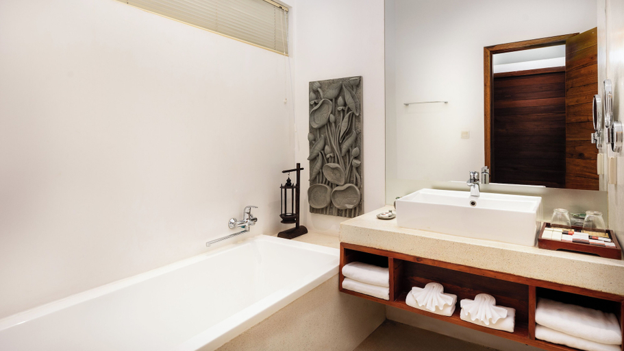 Bathroom 5, Lynnaya Urban River Resort, Siem Reap
