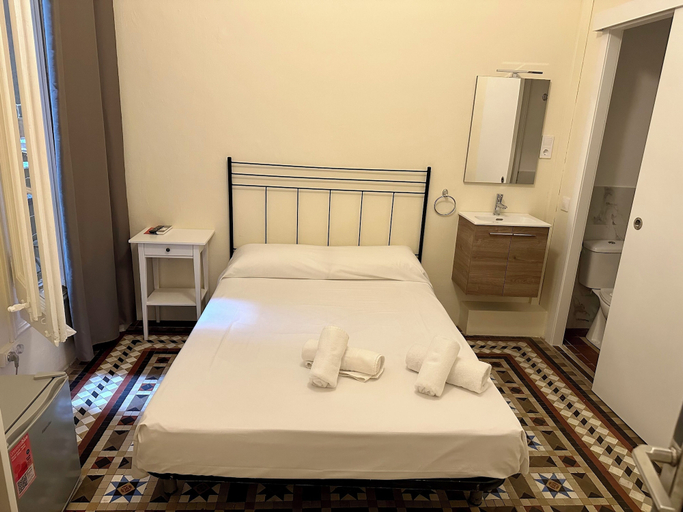 Bedroom 3, Hostal Balmes Centro, Barcelona