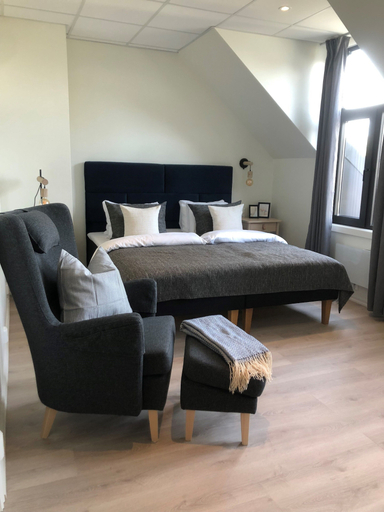 Bedroom 3, Moss Hotel & Apartments, Moss