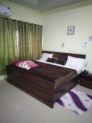 Bedroom 2, KROBIA EXECUTIVE LODGE, Tema