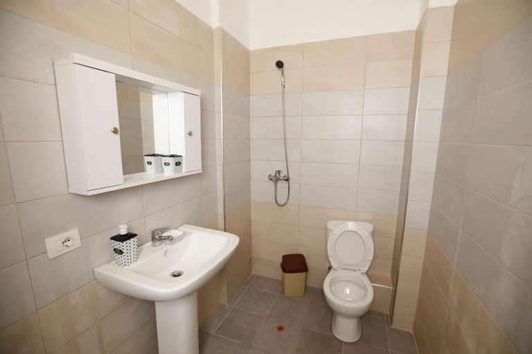 Bathroom 3, Albania Dream Holidays Accommodations, Sarandës