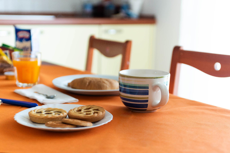 Food & Drinks 5, Two-room apartment for 3 people with kitchen and private bathroom, Arezzo