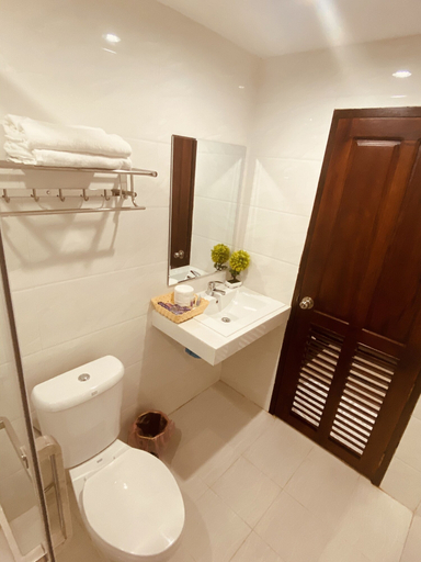Bathroom 4, Consiana Vang Vieng Hotel, Vangvieng
