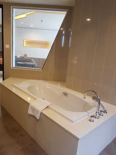 Bathroom 4, The Link 78 Mandalay Boutique Hotel, Mandalay