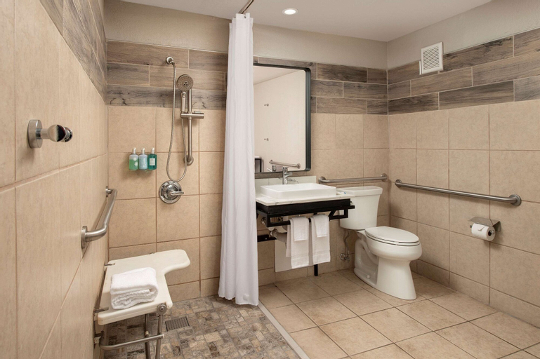 Bathroom 6