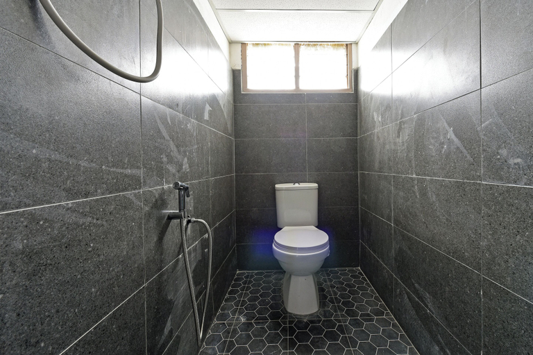 Bathroom, Townhouse OAK Dey Hotel, Kota Bharu