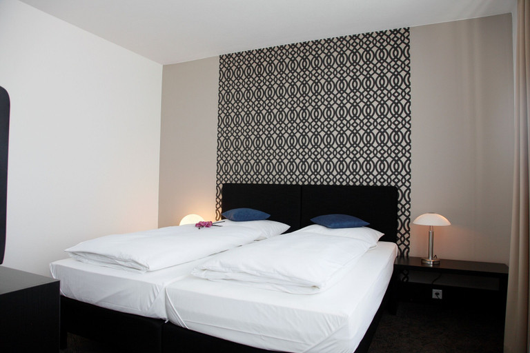 Bedroom 3, Hotel Schempp, Augsburg