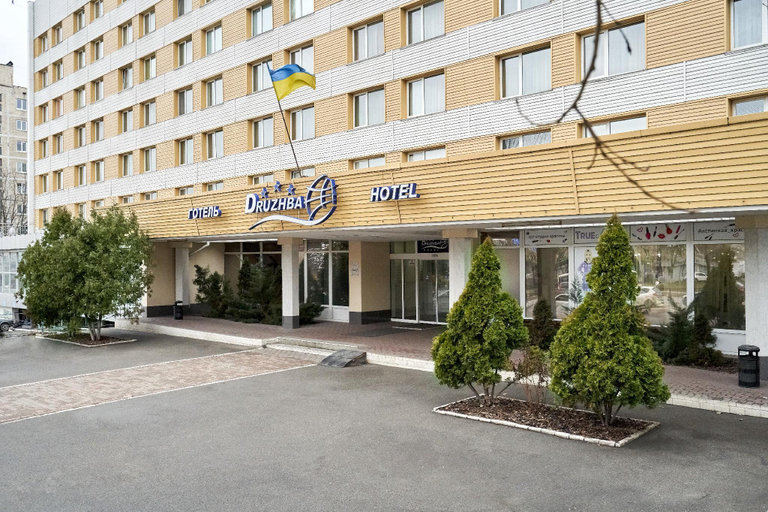 Others 3, Druzhba Hotel, Holosiïvs'kyi