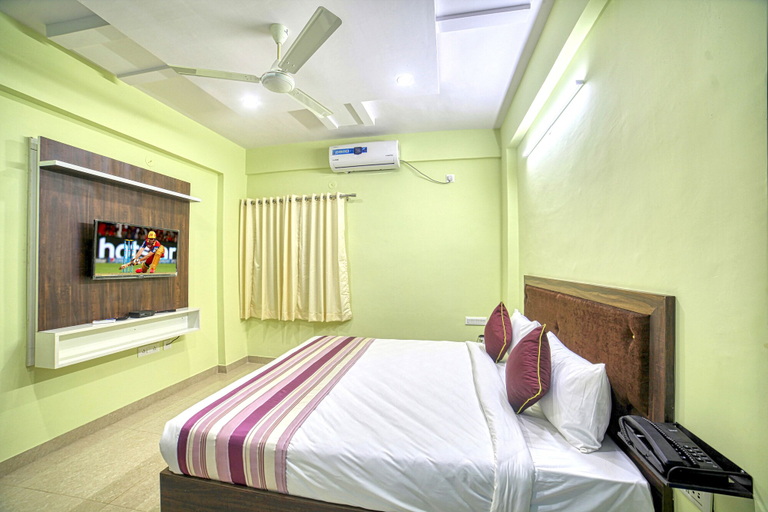 Bedroom 2, Red Key Bangalore Airport, Bangalore Rural