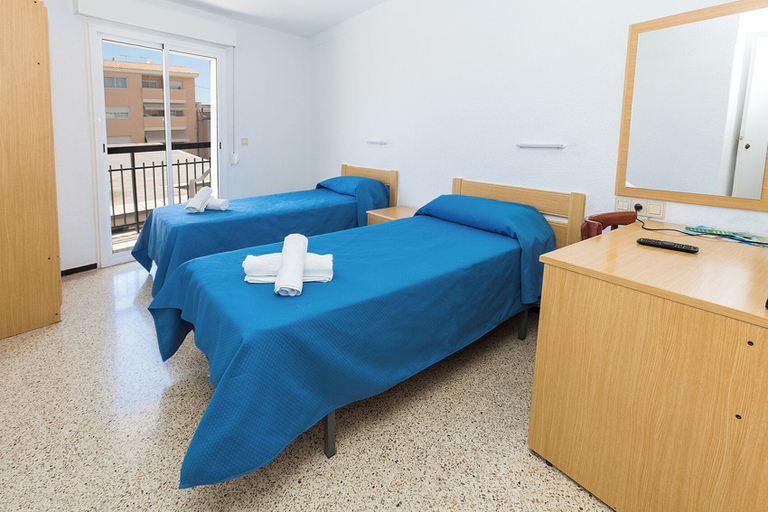 Bedroom 2, Hostal El Mercat, Alicante