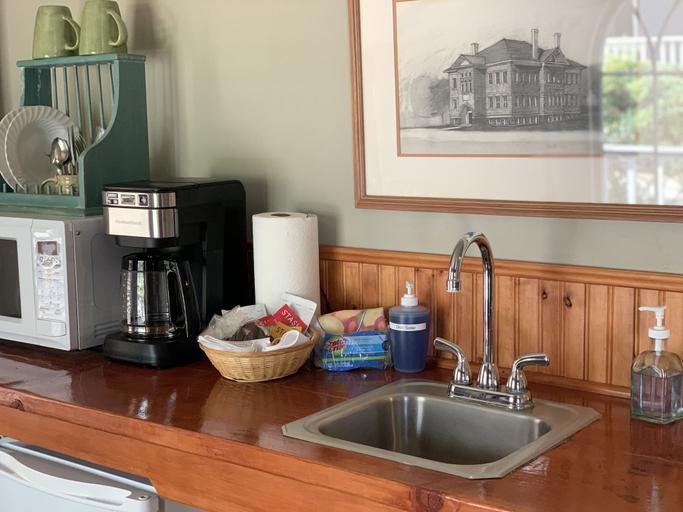 Others 5, The Cottage @ 241 North, Washington